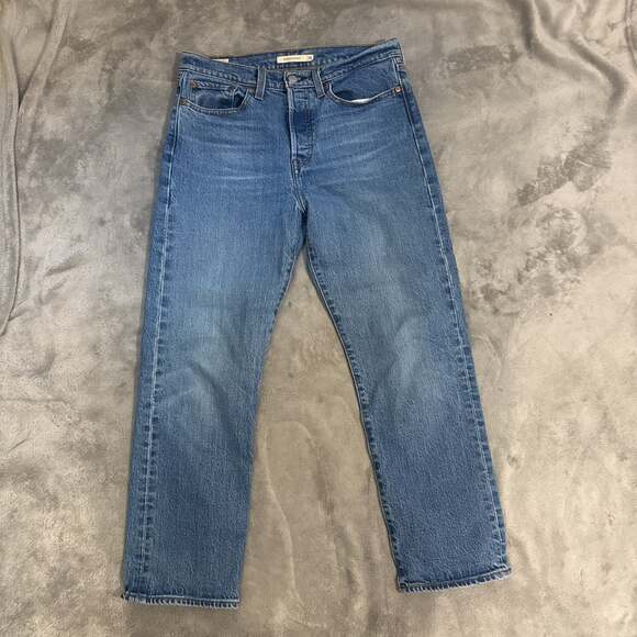 Levi's Women's Wedgie Straight Jeans - Picture 1 of 8